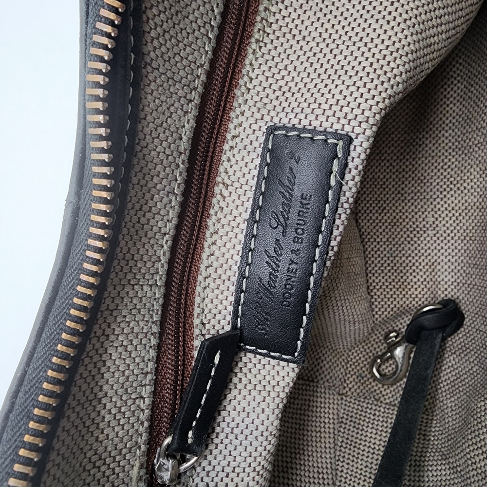 Dooney & Bourke Y2K Small Black Pebbled Leather Hobo Bag - Picture 14 of 16
